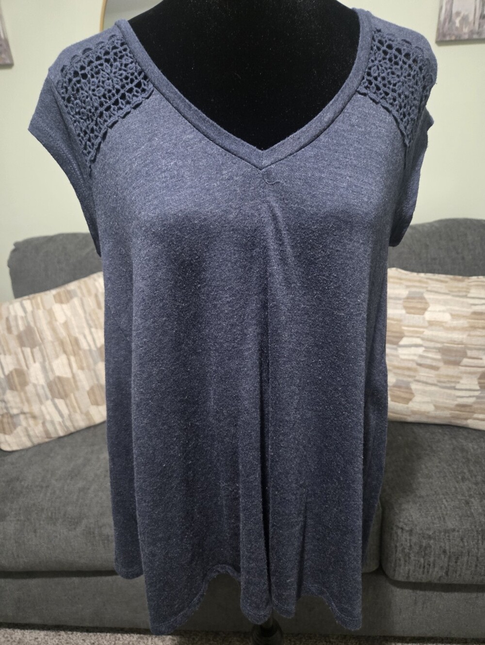 Acemi Navy Crochet-Shoulder V-Neck Tank Top